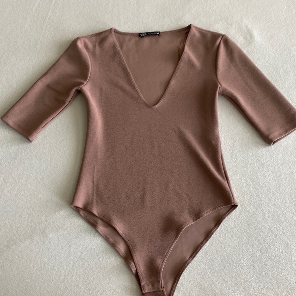 🌺🩷🌸Zara Pink Bodysuit🌸🩷🌺